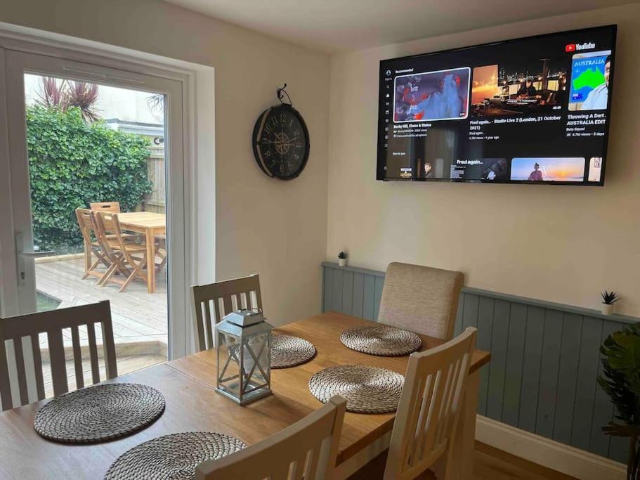 Newly Renovated 3 Bedroom Victorian Detached House Bournemouth Ngoại thất bức ảnh